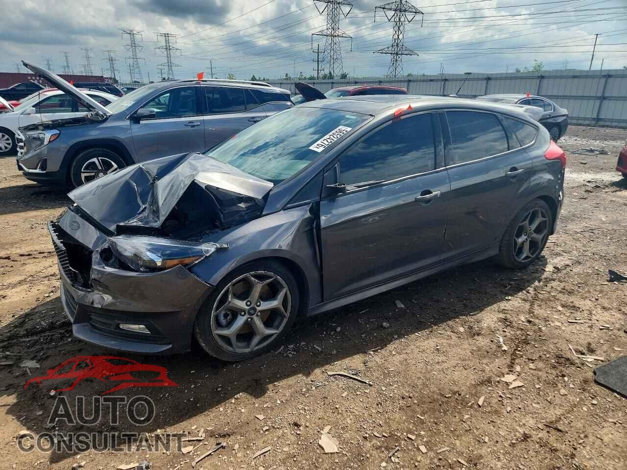 FORD FOCUS 2018 - 1FADP3L96JL247585