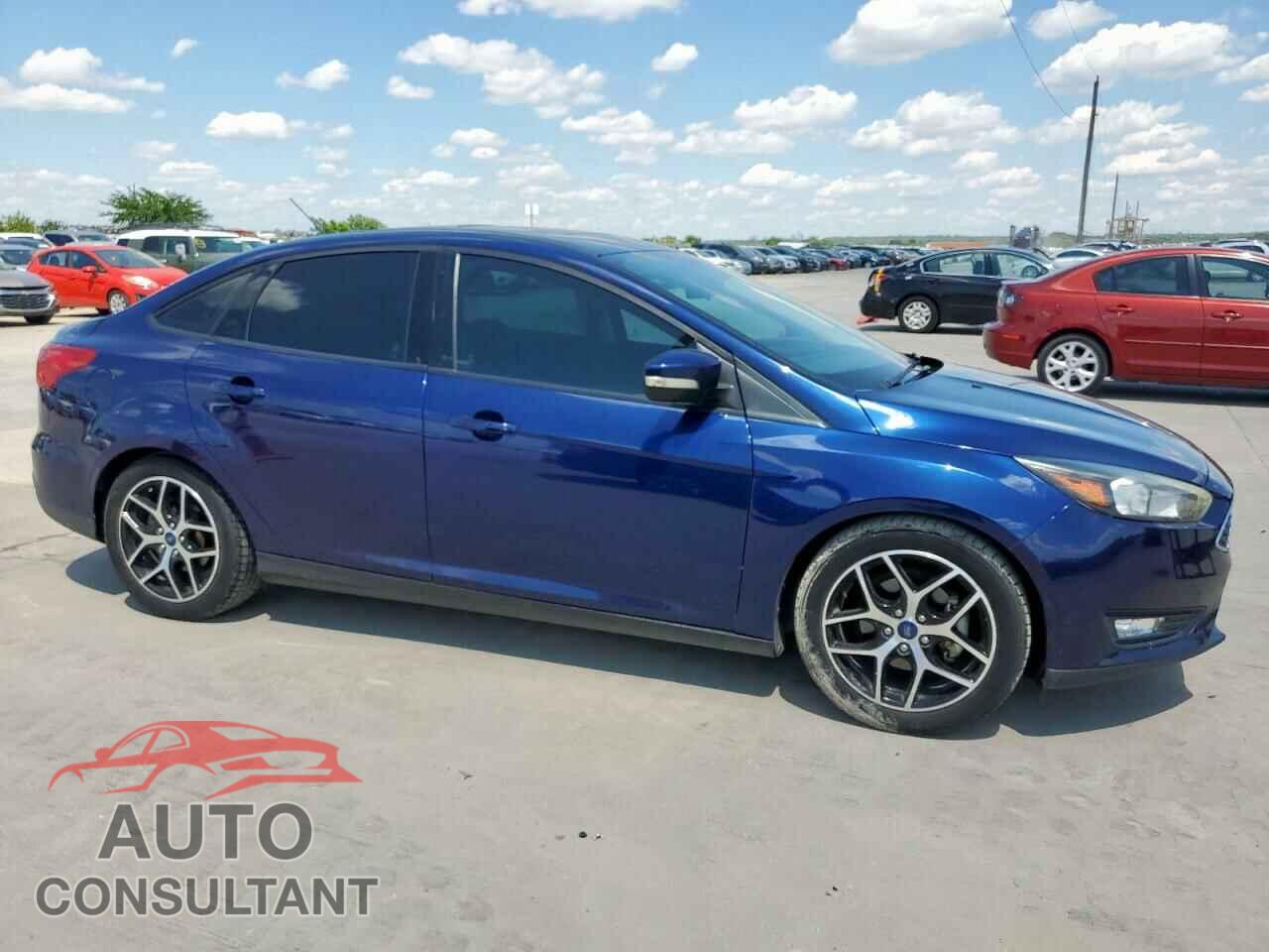 FORD FOCUS 2017 - 1FADP3H23HL328484