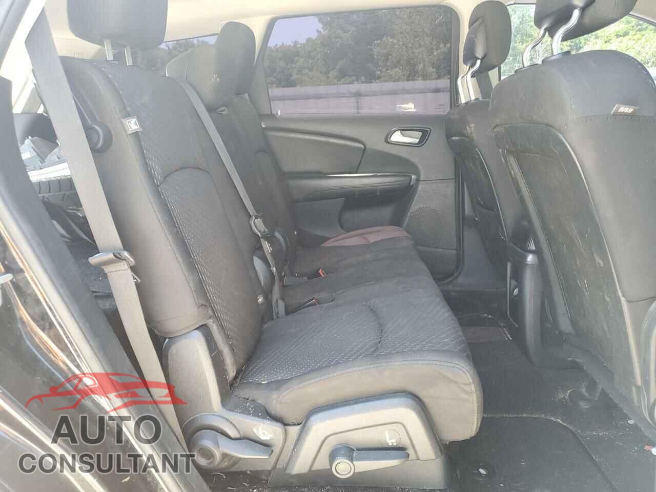 DODGE JOURNEY 2015 - 3C4PDCBGXFT551949
