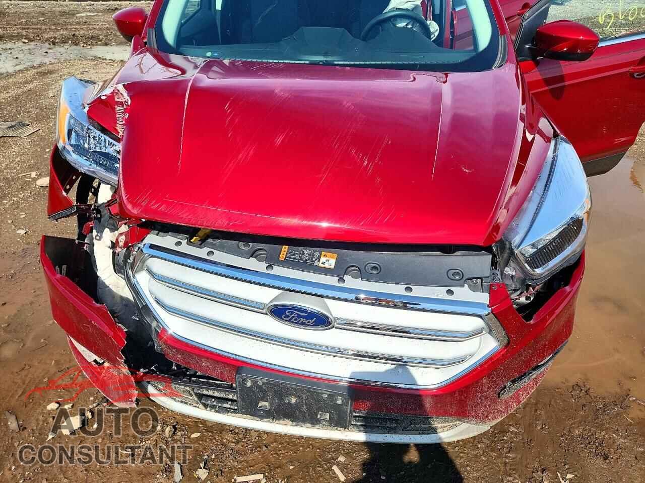 FORD ESCAPE 2019 - 1FMCU0GD3KUB75845