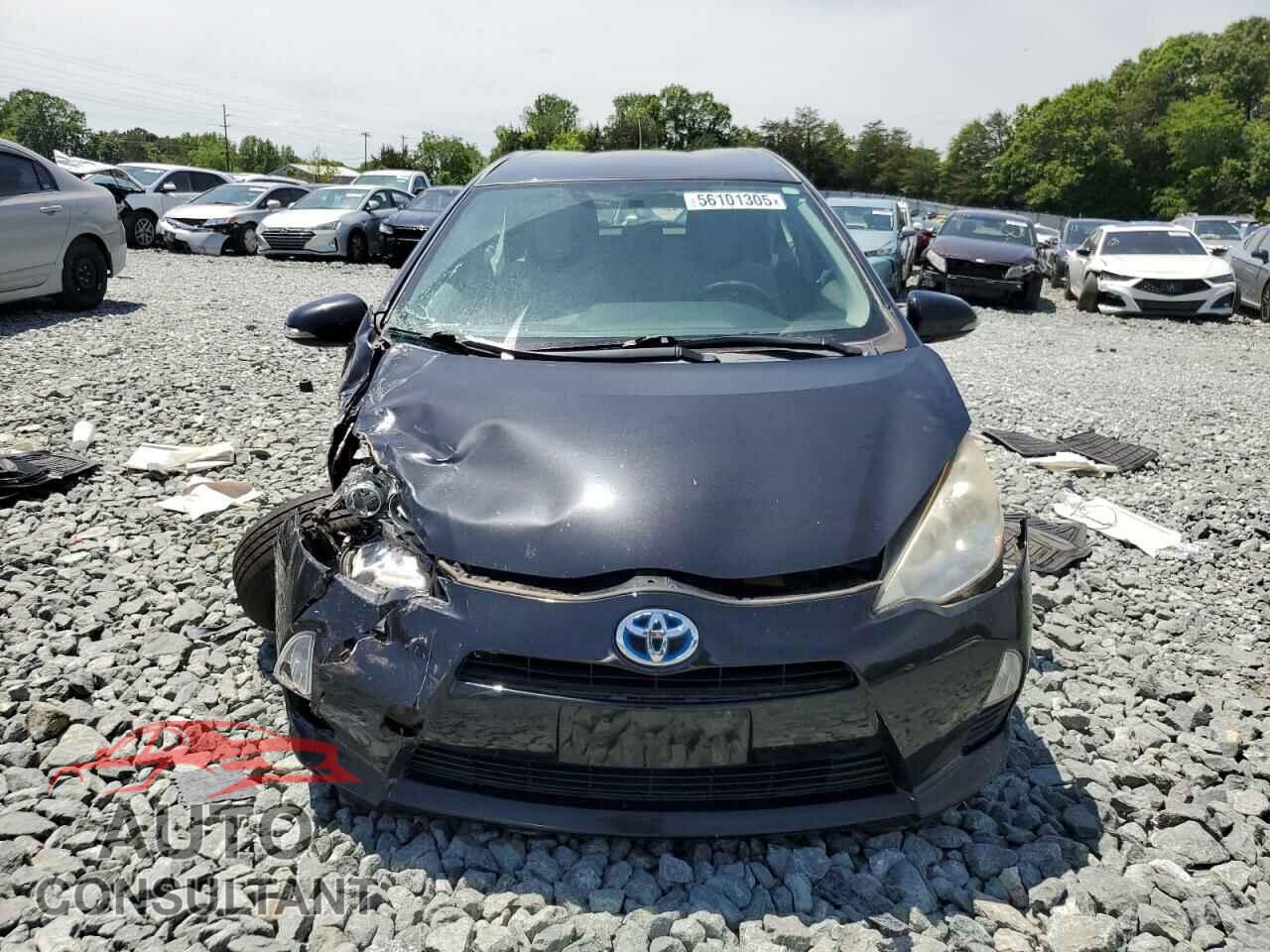TOYOTA PRIUS 2012 - JTDKDTB38C1004401