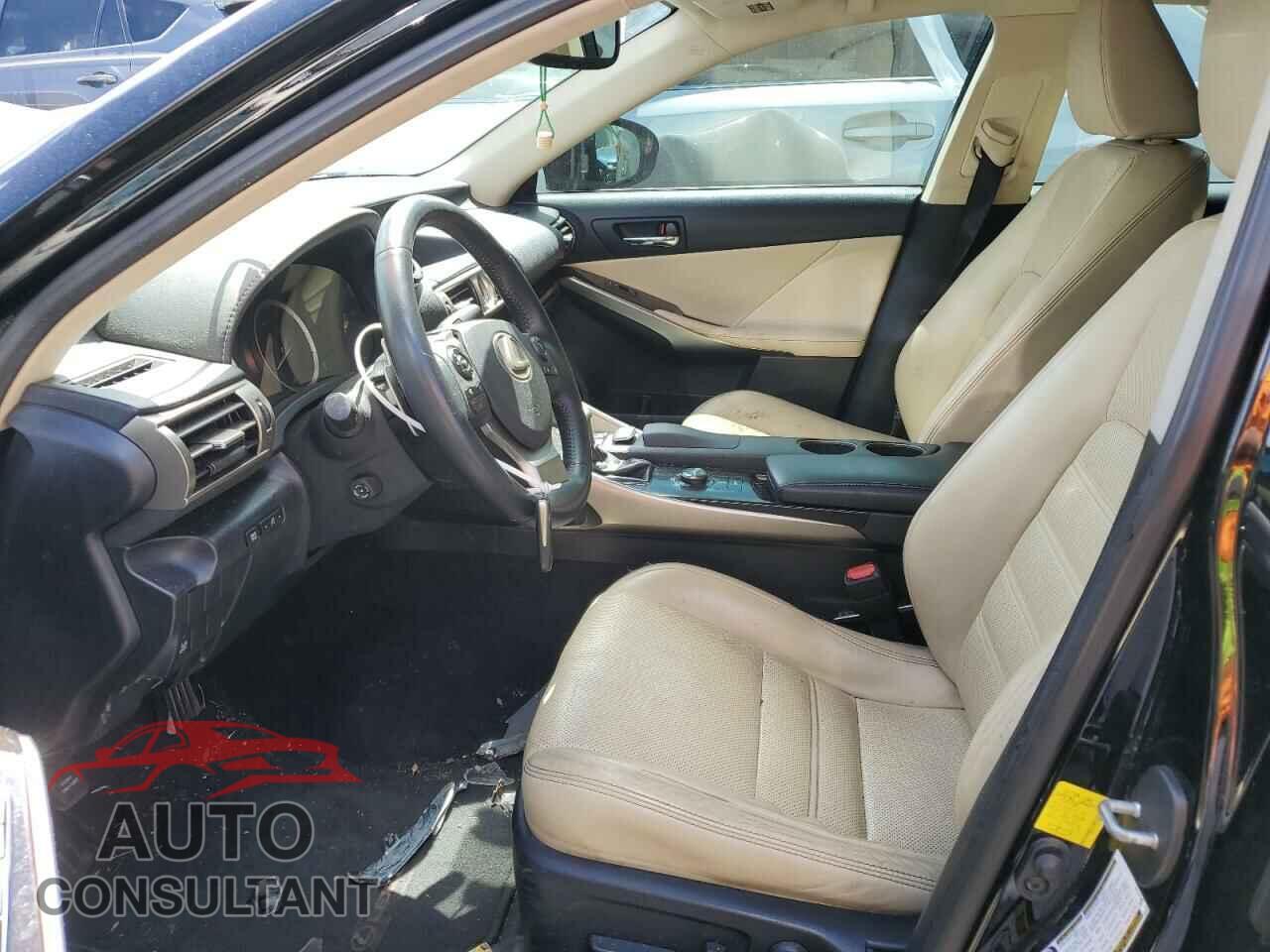 LEXUS IS 2014 - JTHCE1D24E5005517