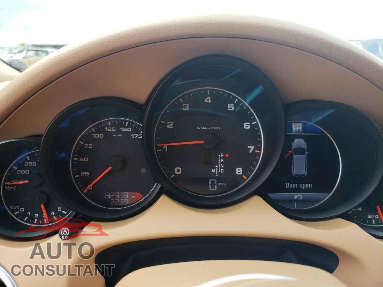 PORSCHE CAYENNE 2016 - WP1AA2A29GLA02110