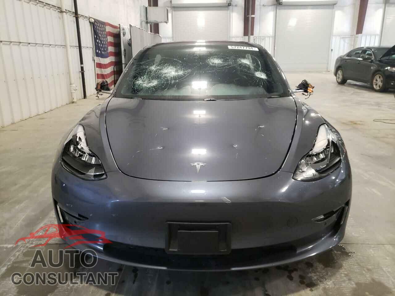TESLA MODEL 3 2018 - 5YJ3E1EA6JF158769