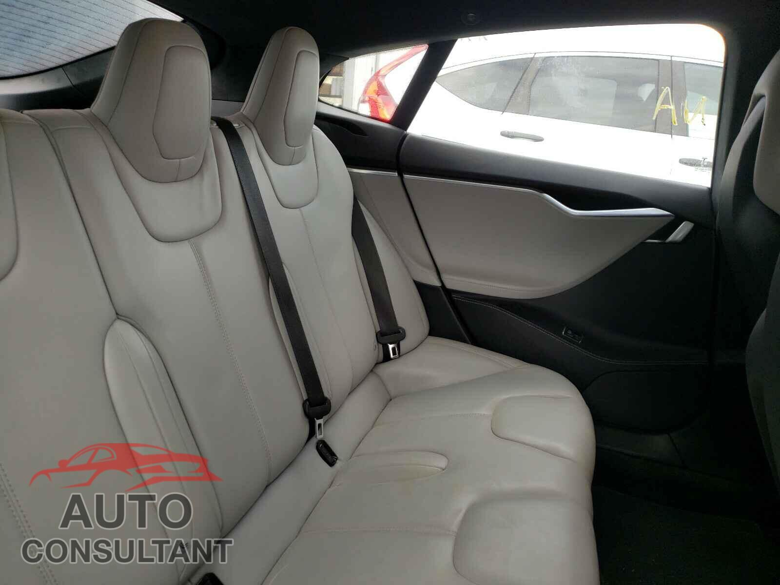 TESLA MODEL S 2016 - 5YJSA1E22GF132002