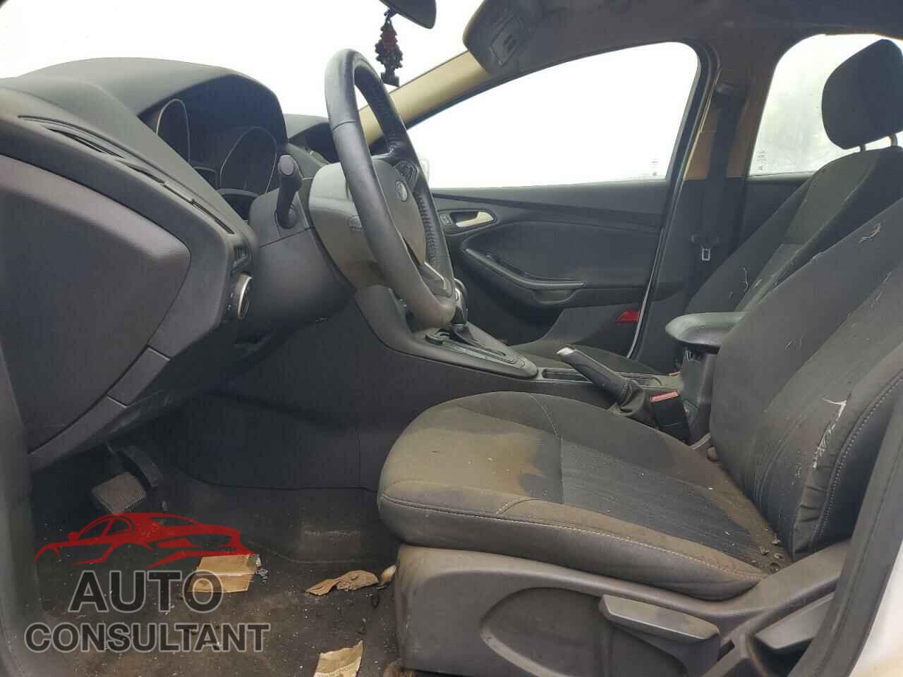 FORD FOCUS 2016 - 1FADP3F23GL278123