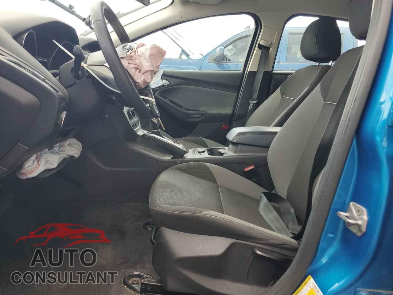FORD FOCUS 2014 - 1FADP3K27EL160210