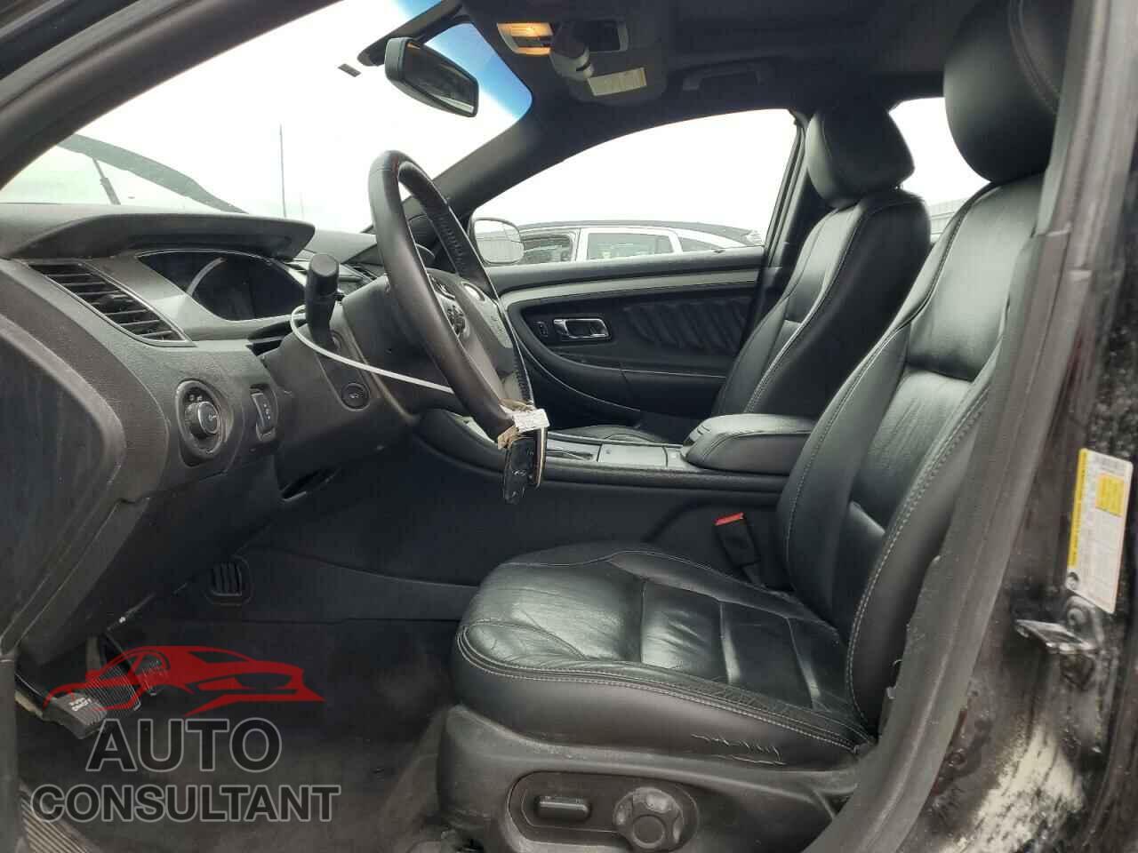 FORD TAURUS 2017 - 1FAHP2E86HG137669