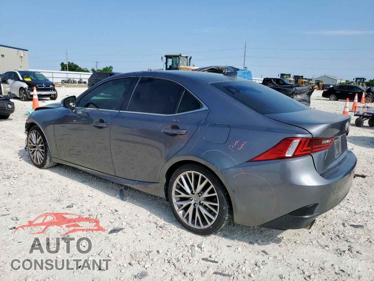 LEXUS IS 2014 - JTHBF1D22E5040114