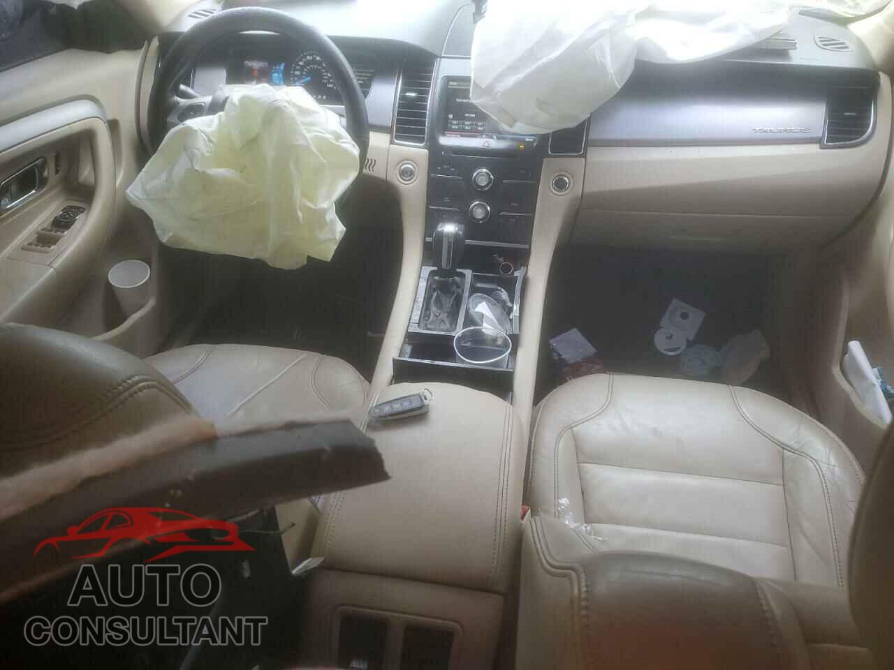 FORD TAURUS 2015 - 1FAHP2E82FG108442