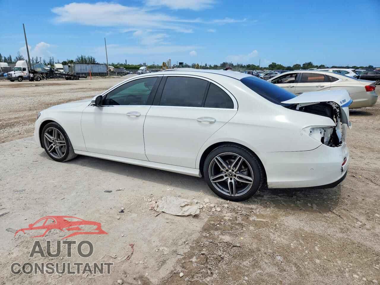 MERCEDES-BENZ E-CLASS 2020 - WDDZF8DB6LA723565