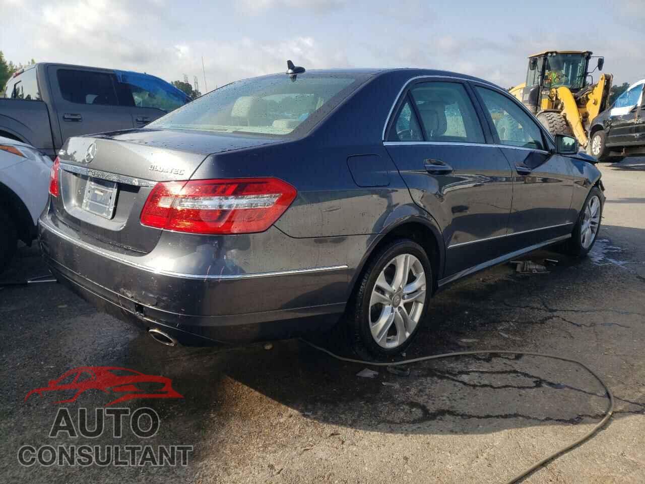 MERCEDES-BENZ E-CLASS 2011 - WDDHF2EB4BA468209