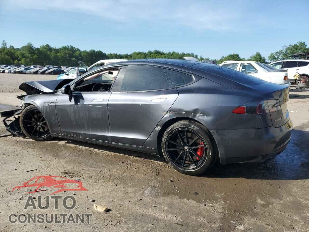TESLA MODEL S 2015 - 5YJSA1H48FF082220
