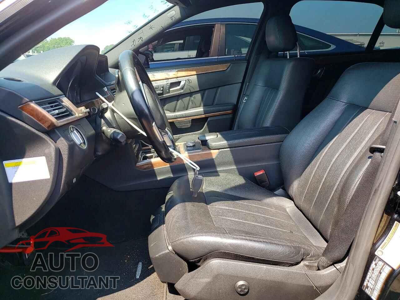 MERCEDES-BENZ E-CLASS 2012 - WDDHF9BB9CA556459