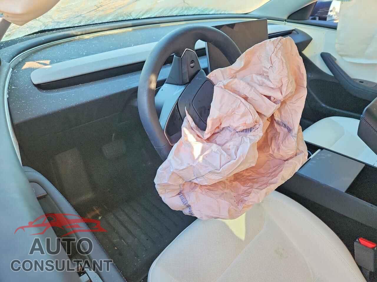 TESLA MODEL 3 2024 - 5YJ3E1EB7RF832948