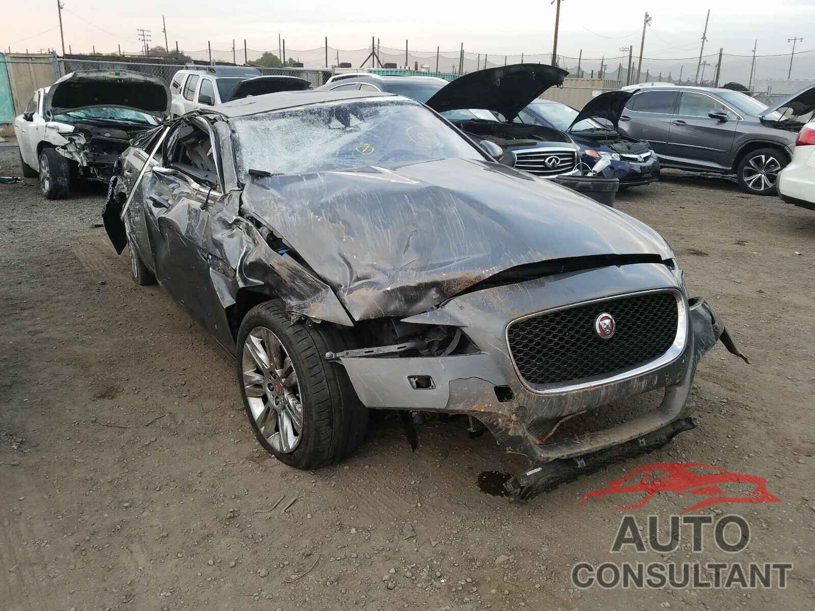 JAGUAR XF 2017 - SAJBD4BV6HCY26862