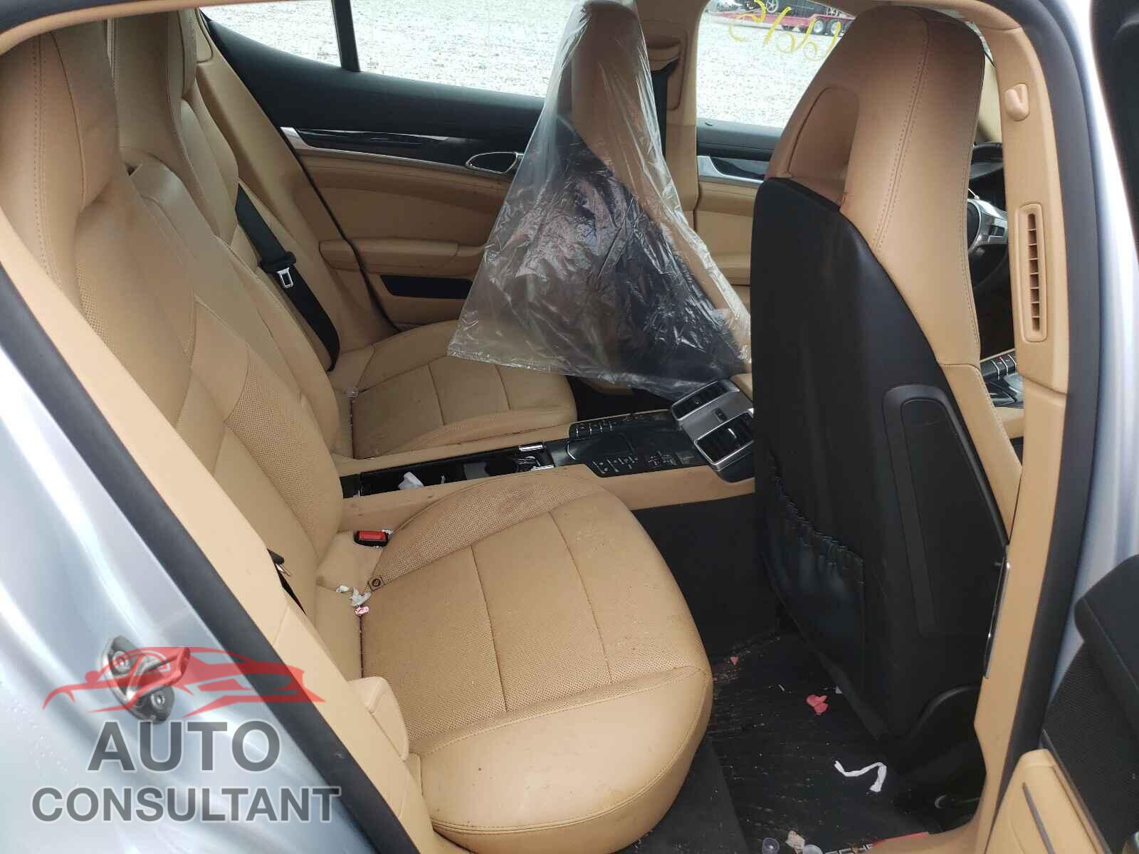 PORSCHE PANAMERA 2016 - WP0AA2A70GL001120