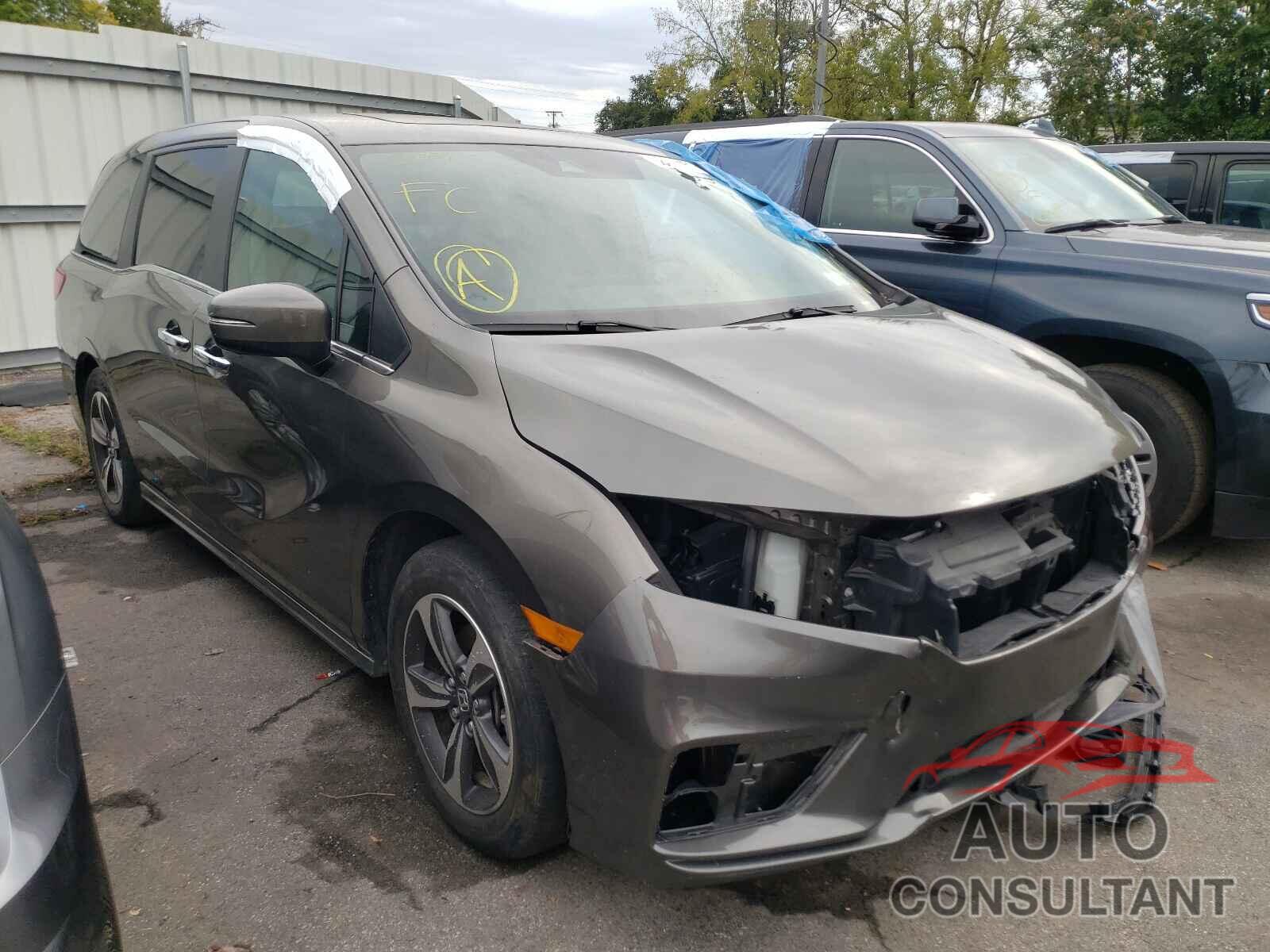 HONDA ODYSSEY 2018 - 5FNRL6H87JB005159