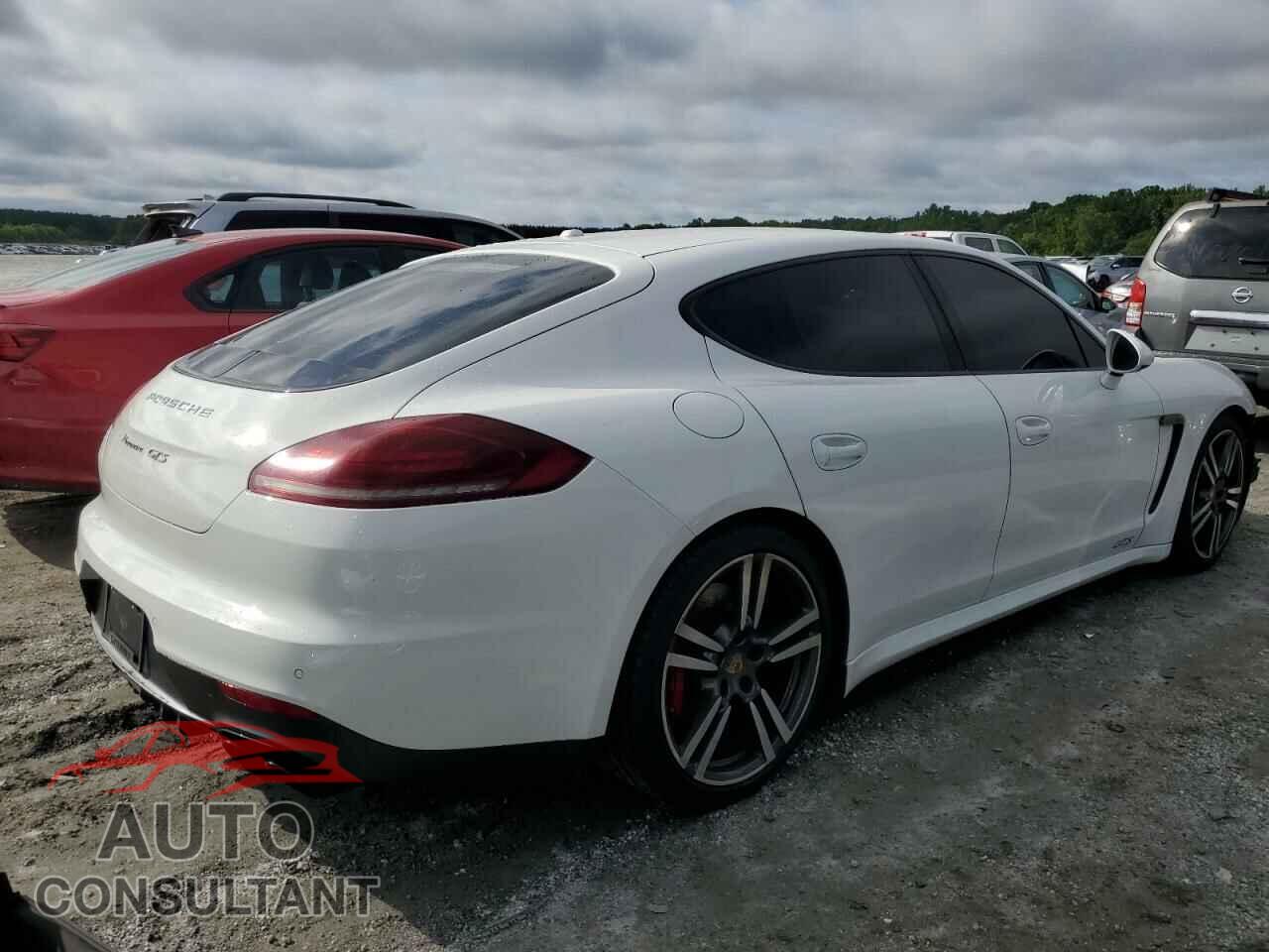 PORSCHE PANAMERA 2015 - WP0AF2A7XFL081073