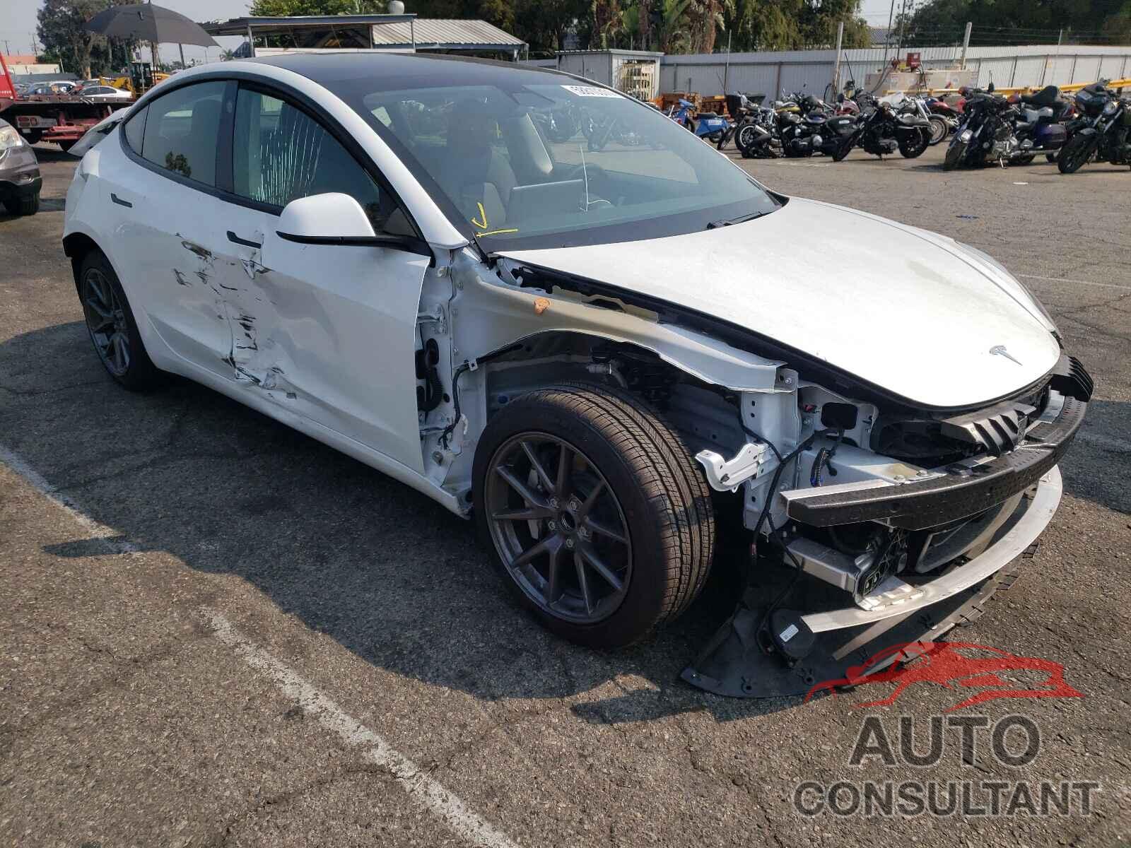 TESLA MODEL 3 2021 - 5YJ3E1EA1MF940241