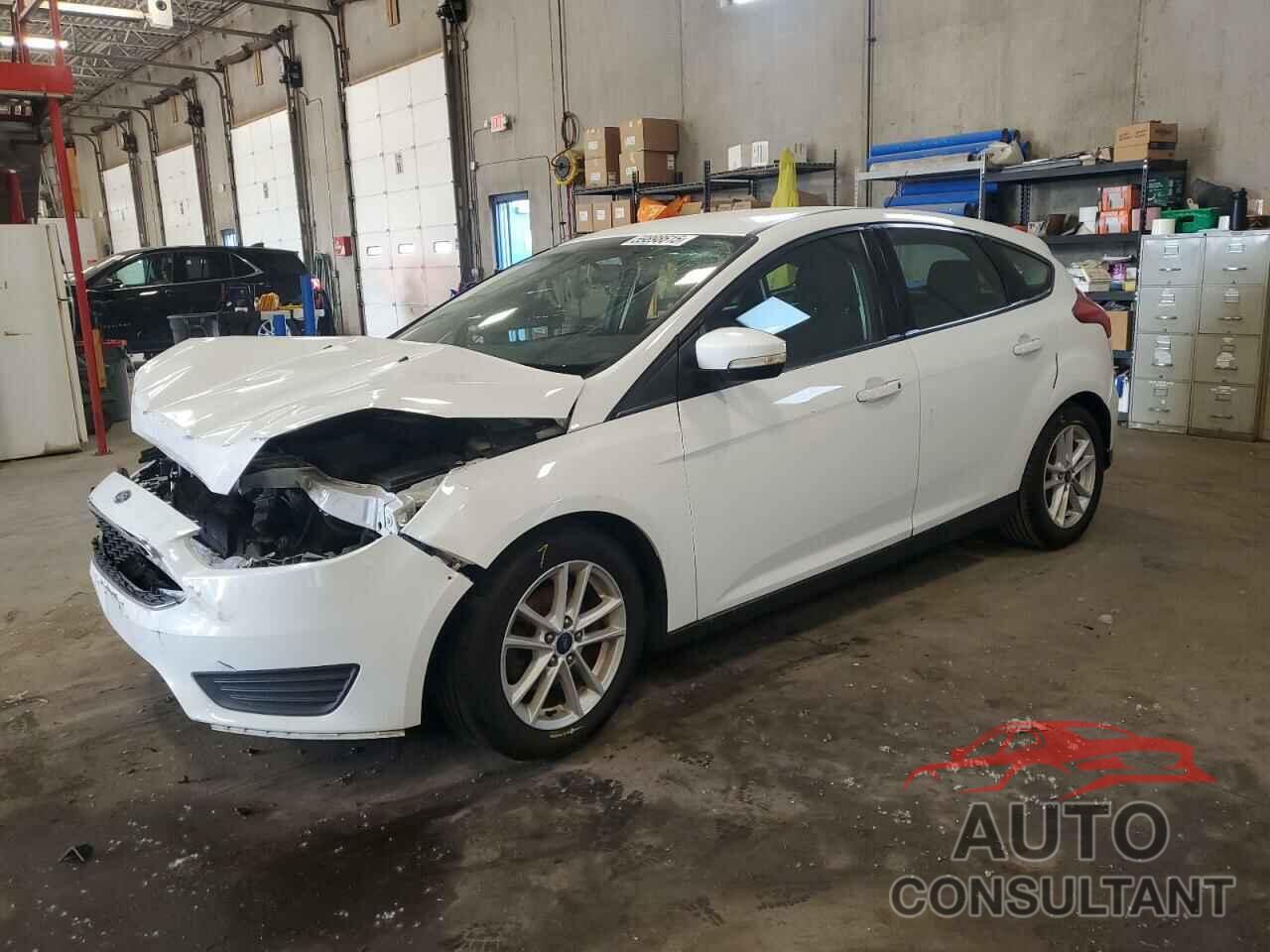 FORD FOCUS 2017 - 1FADP3K26HL272310