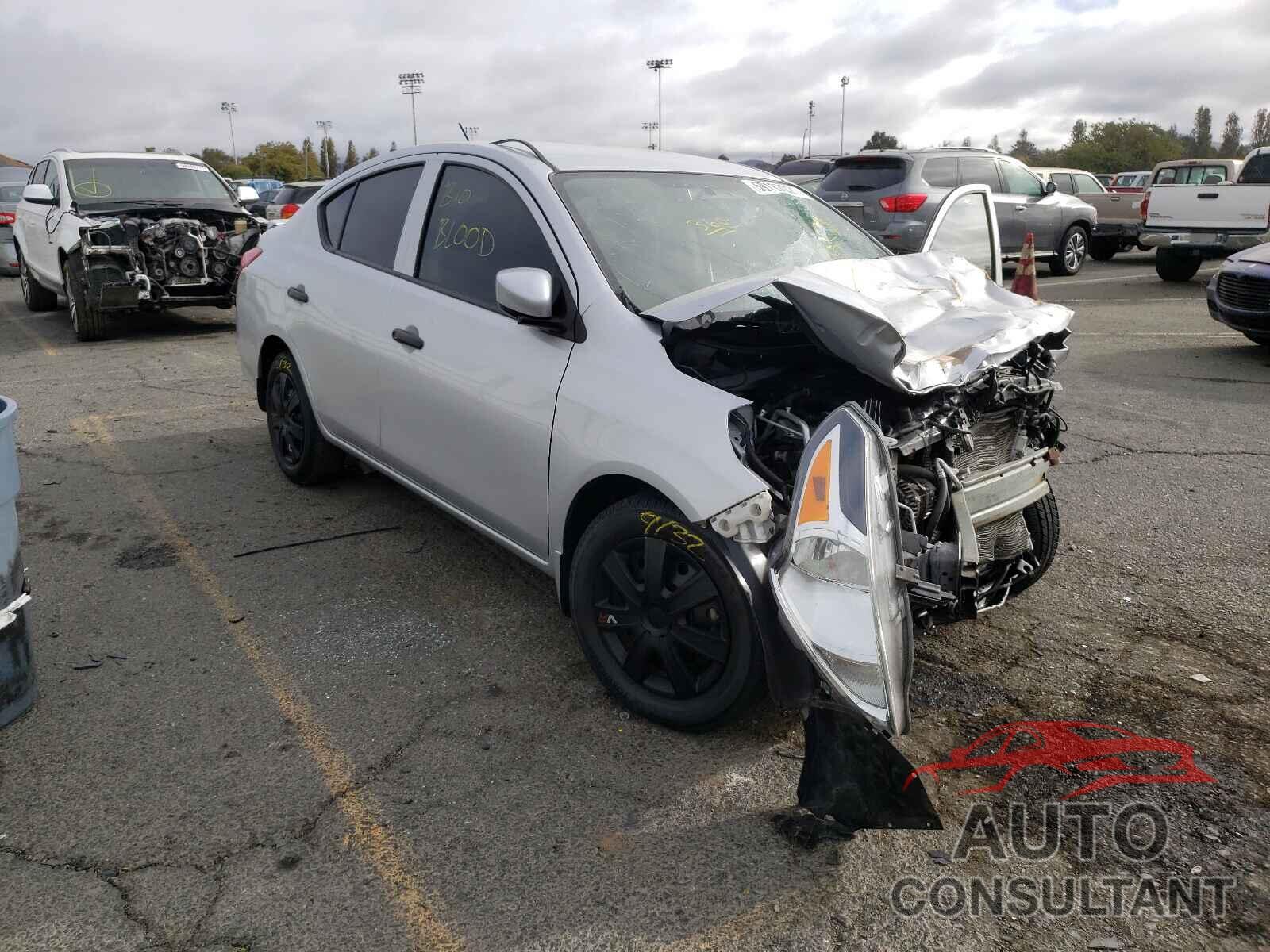 NISSAN VERSA 2017 - 3N1CN7AP8HL865965