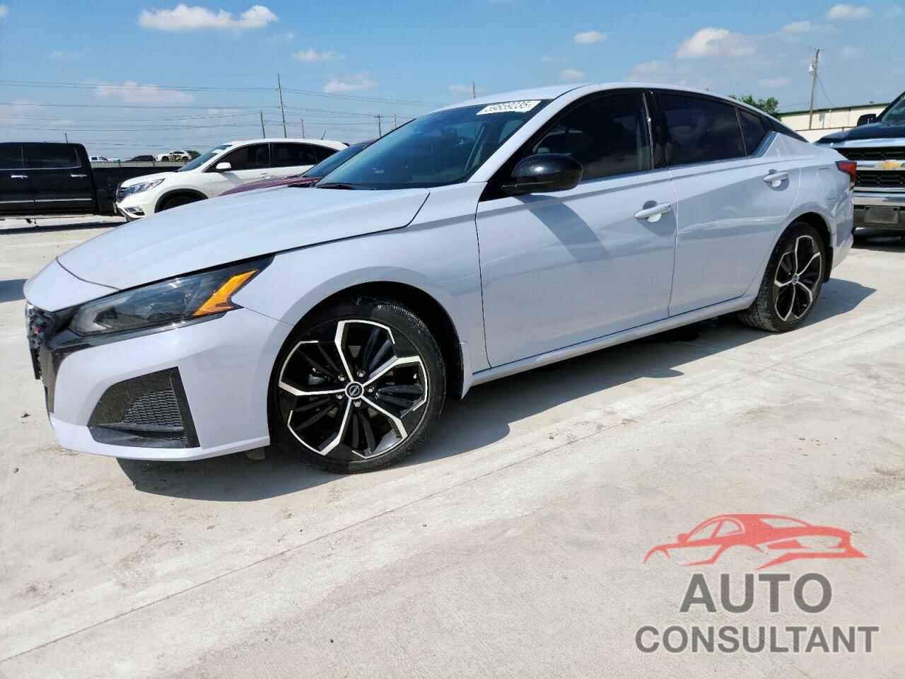 NISSAN ALTIMA 2023 - 1N4BL4CV1PN310904