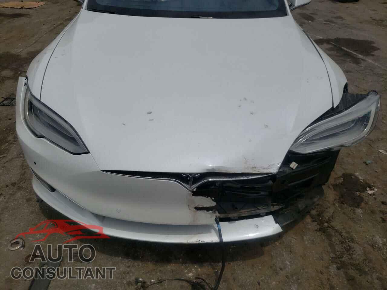TESLA MODEL S 2020 - 5YJSA1E48LF406752