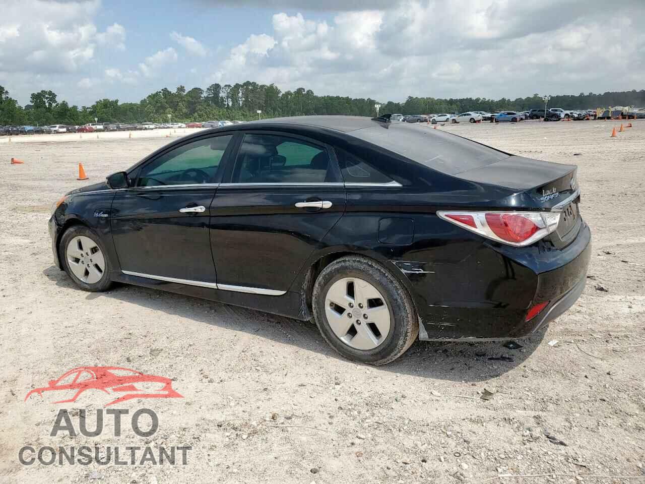 HYUNDAI SONATA 2012 - KMHEC4A45CA056676