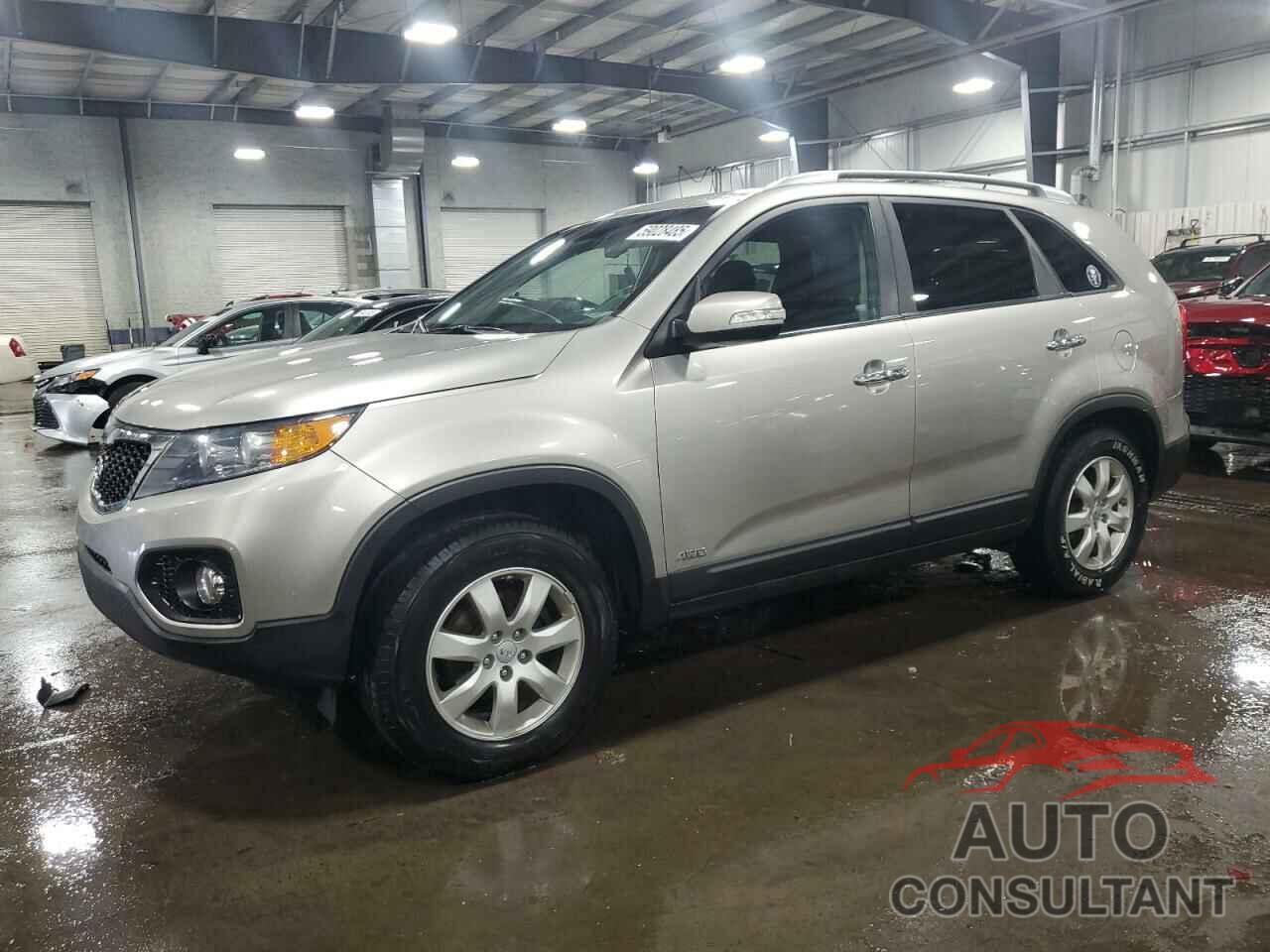 KIA SORENTO 2013 - 5XYKTDA63DG351687