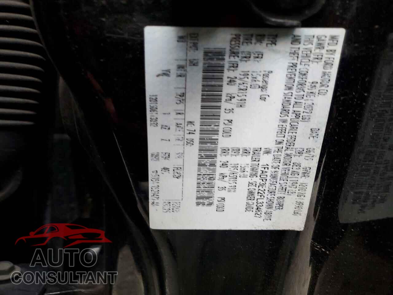 FORD FOCUS 2015 - 1FADP3E22FL334827