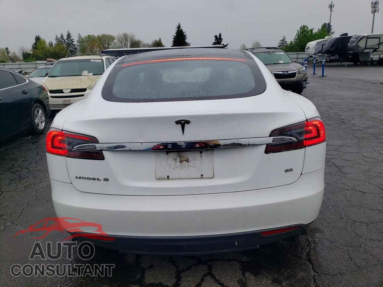 TESLA MODEL S 2013 - 5YJSA1DN7DFP12983