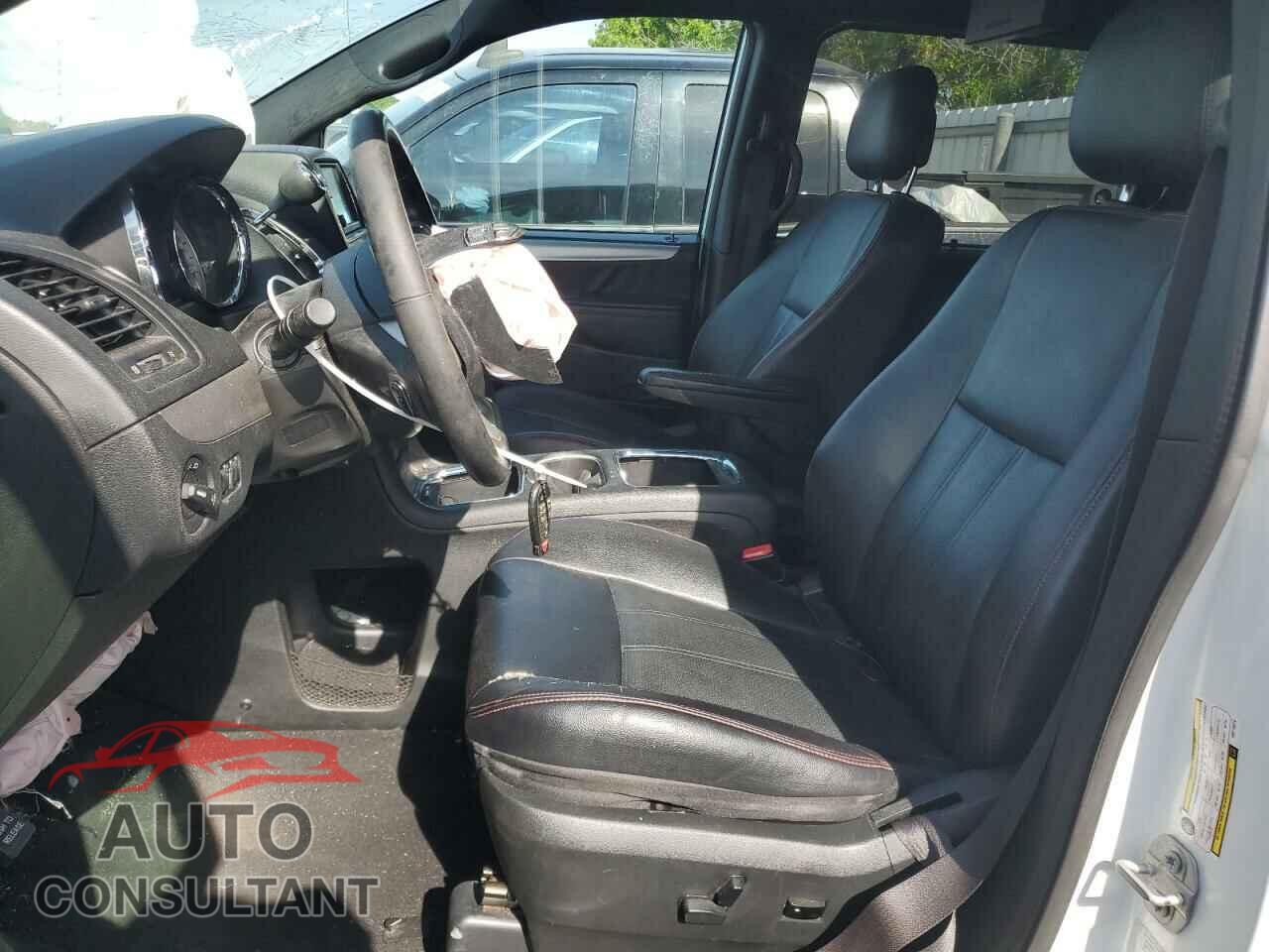 DODGE CARAVAN 2017 - 2C4RDGEG6HR710015