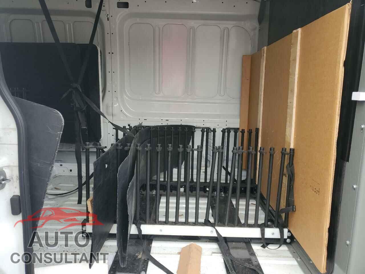 FORD TRANSIT 2023 - 1FTBR2C80PKB31083
