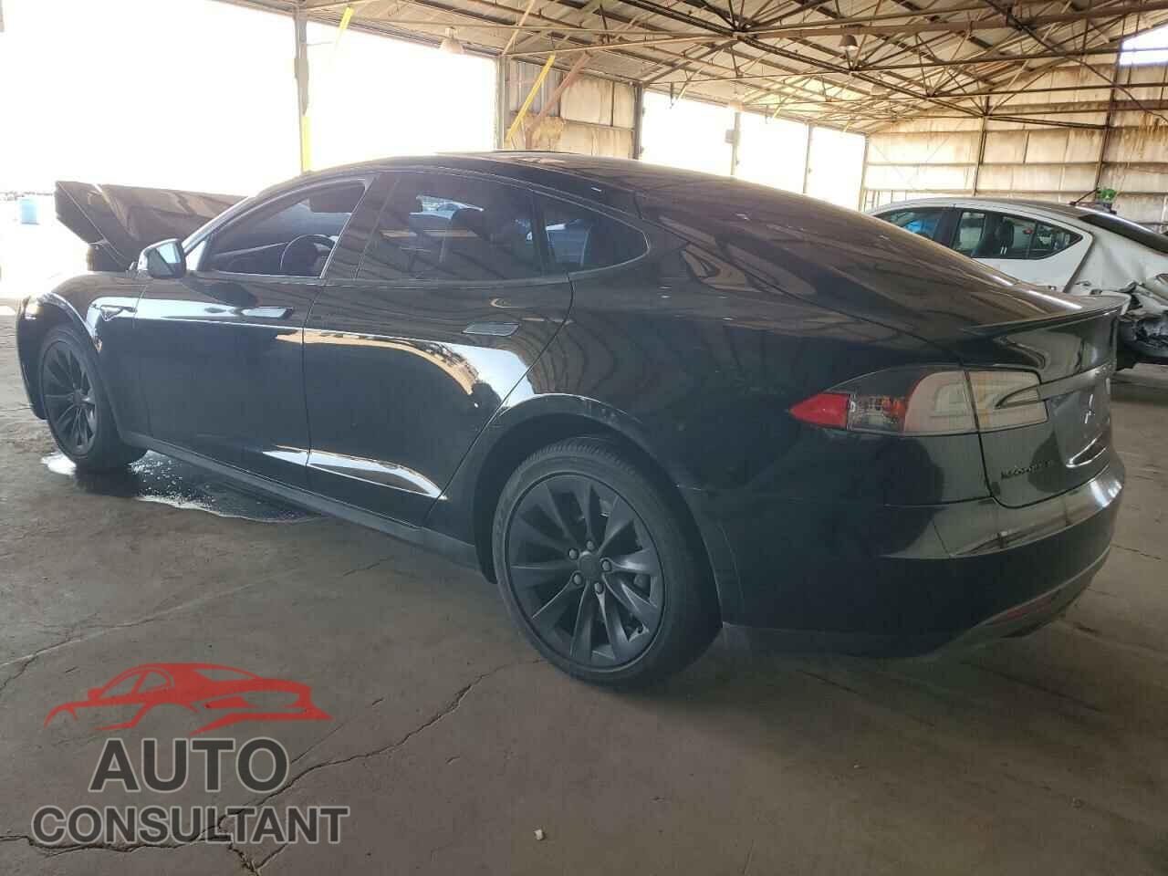 TESLA MODEL S 2013 - 5YJSA1DP2DFP17896
