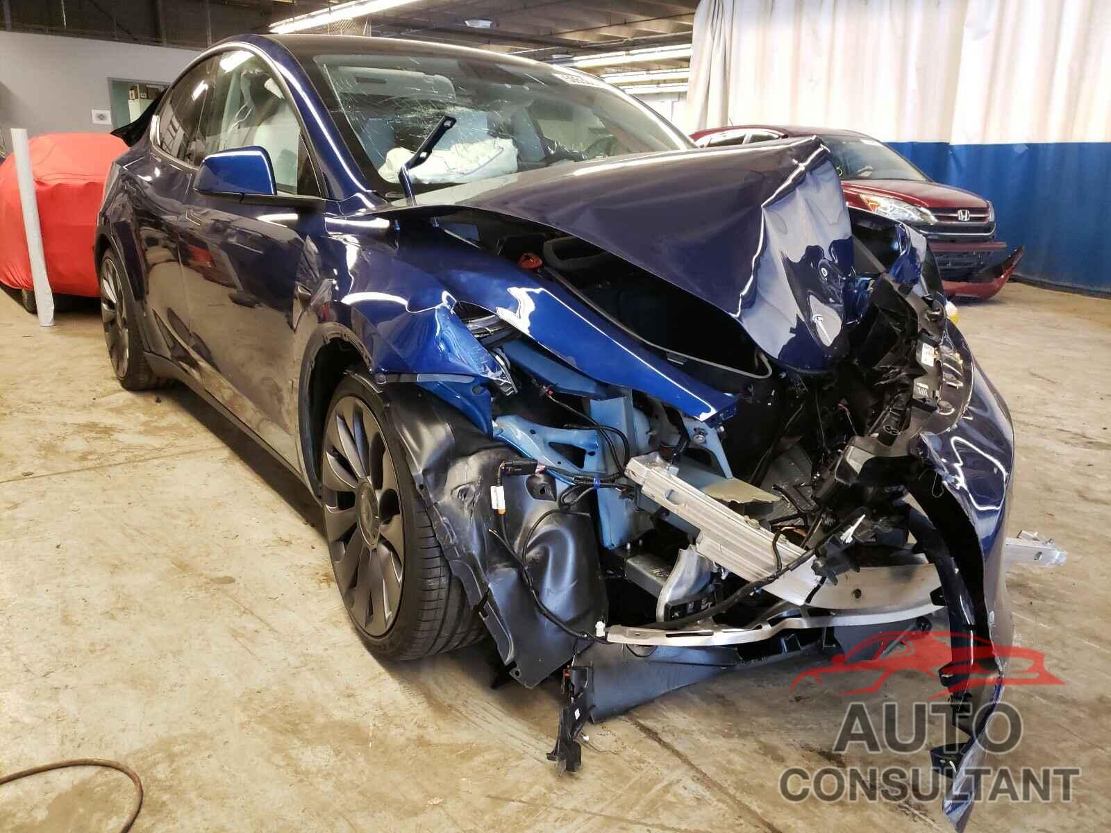 TESLA MODEL Y 2020 - 5YJYGDEFXLF037839