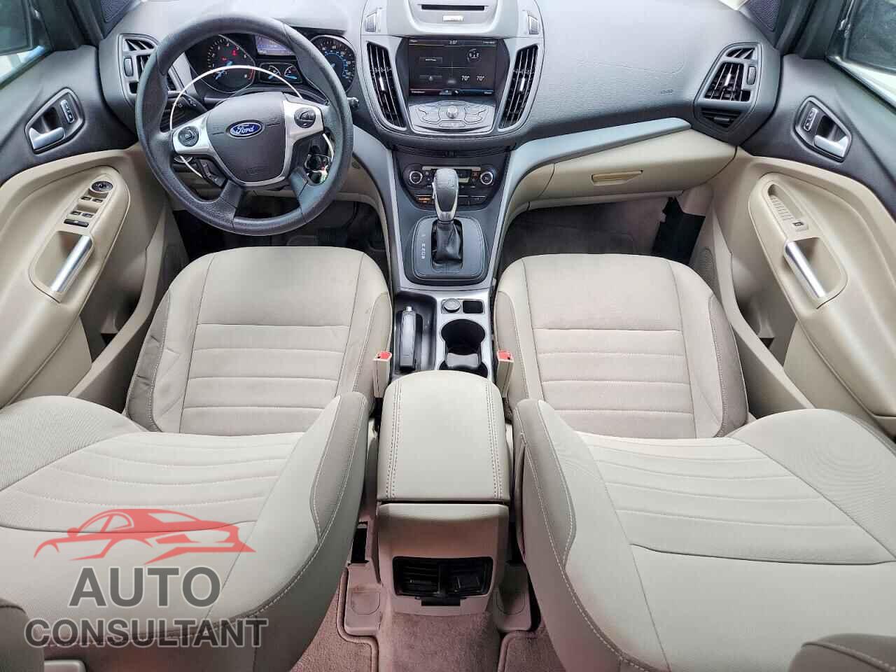 FORD ESCAPE 2015 - 1FMCU0GX2FUA16895