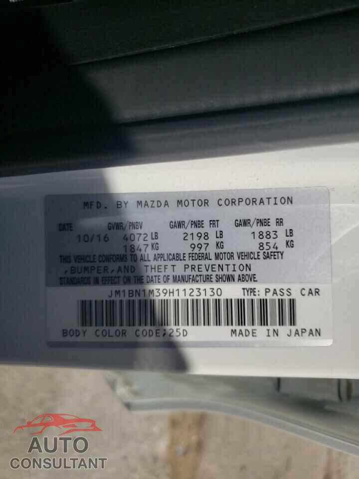 MAZDA 3 2017 - JM1BN1M39H1123130