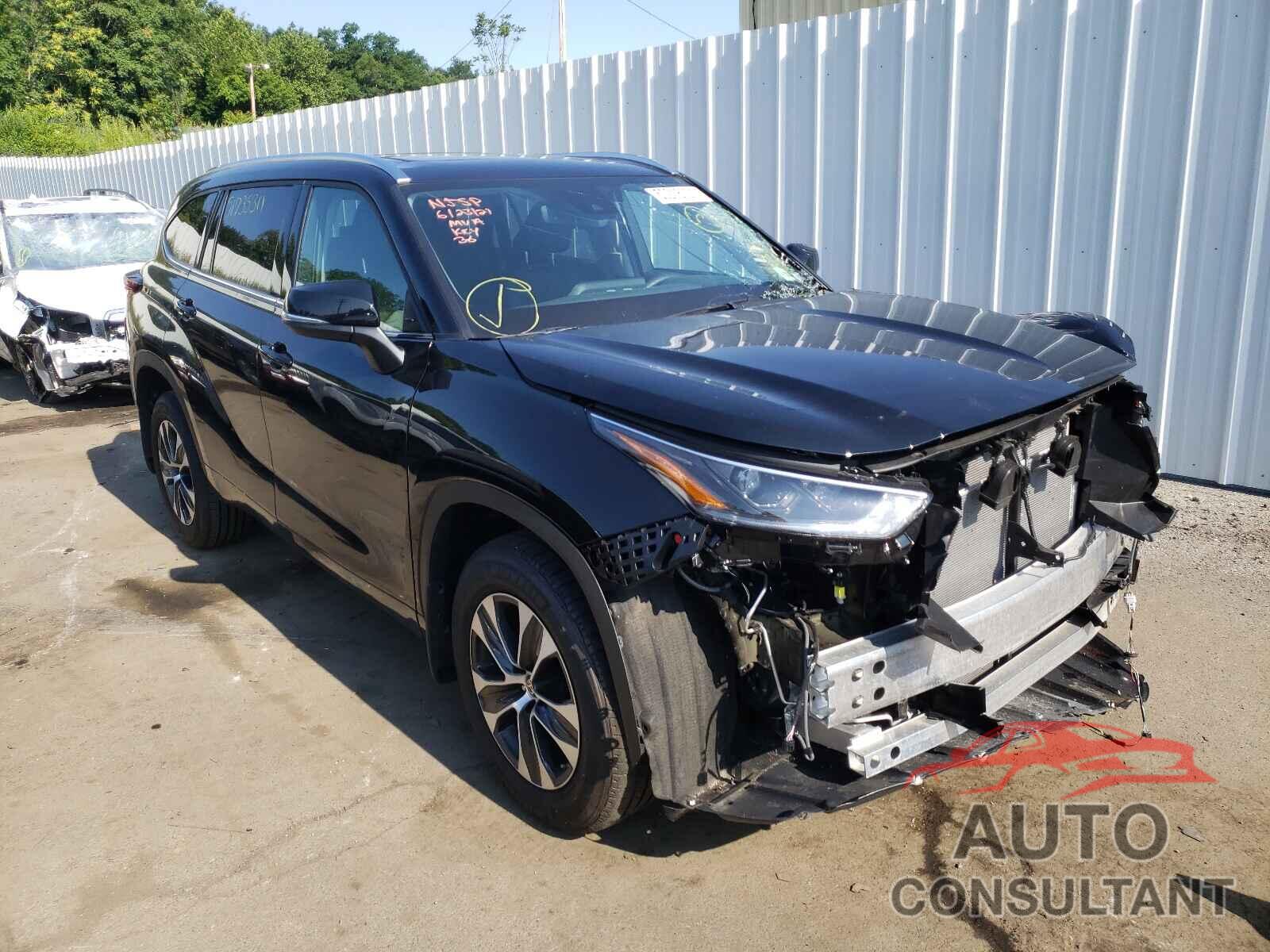 TOYOTA HIGHLANDER 2021 - 5TDHZRBH9MS536979