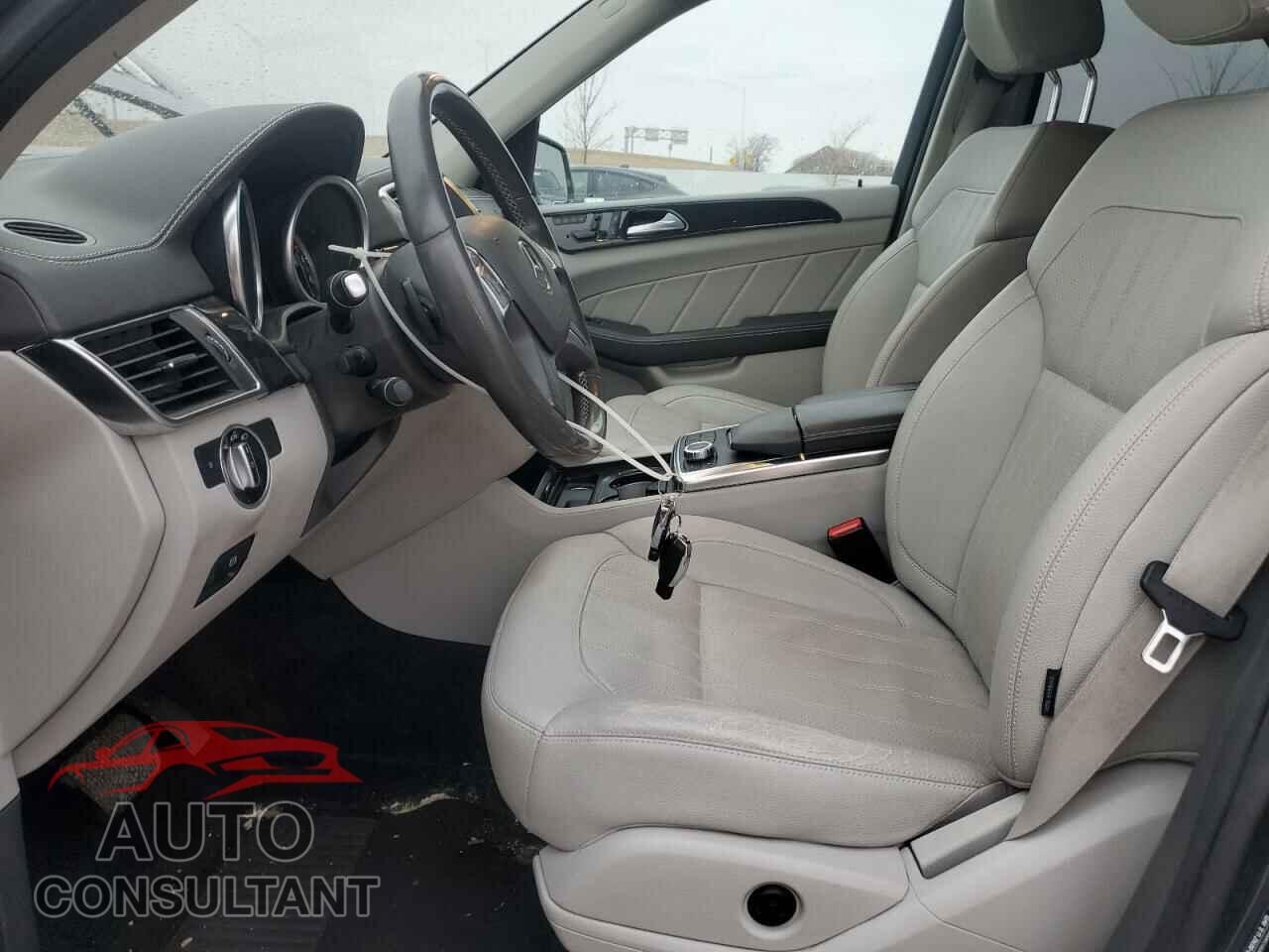 MERCEDES-BENZ GL-CLASS 2015 - 4JGDF6EE9FA591354