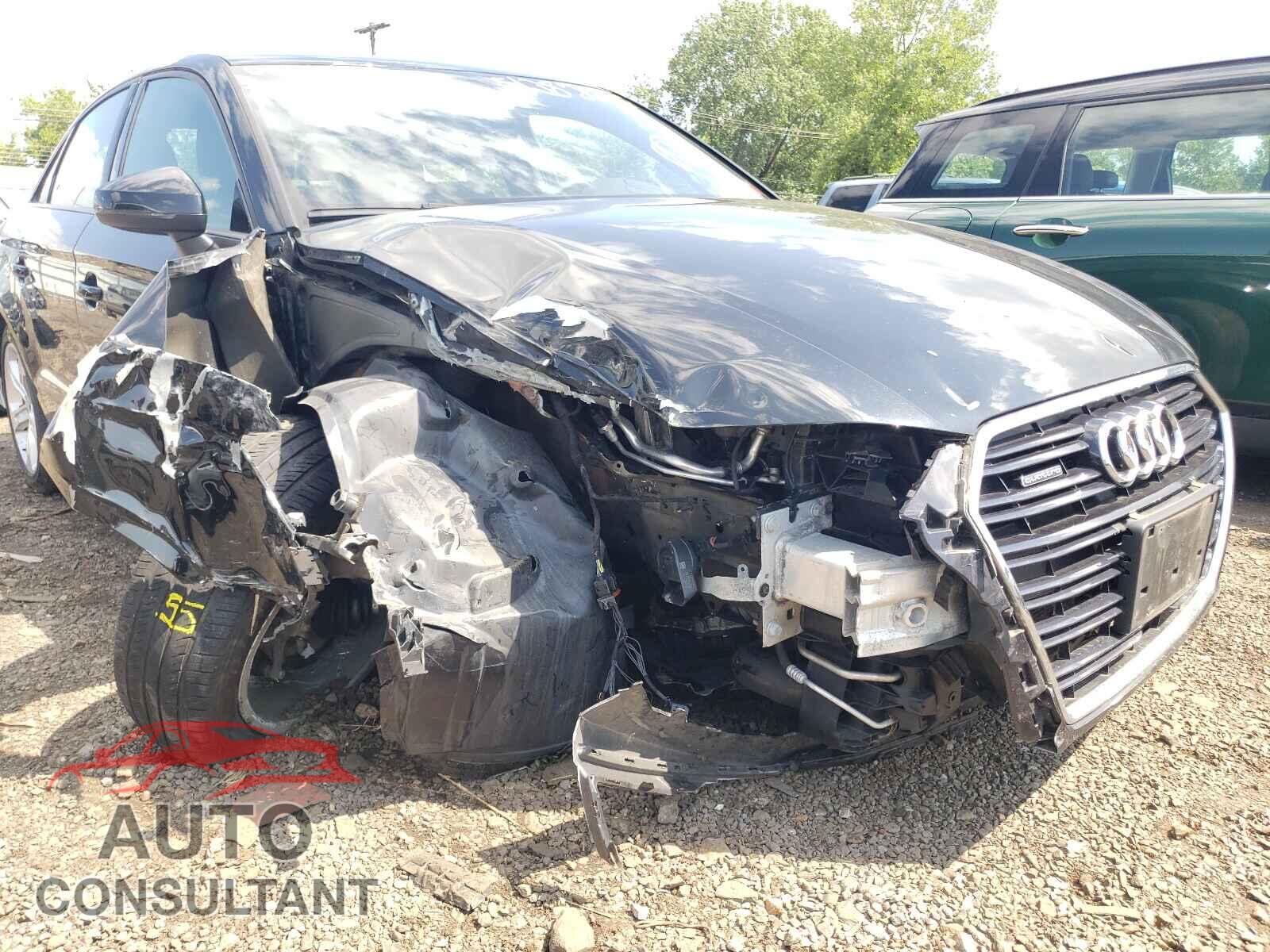 AUDI A3 2017 - WAUB8GFF2H1010960