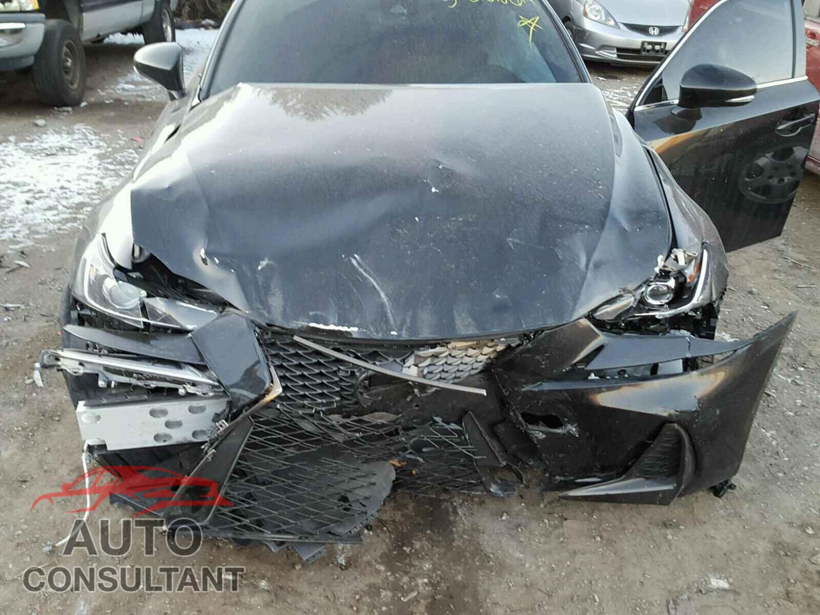 LEXUS IS 2017 - JTHCE1D27H5014278