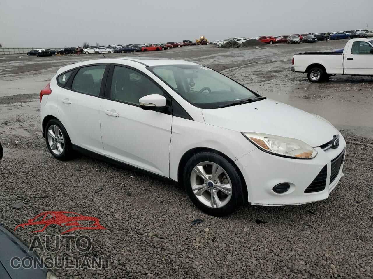 FORD FOCUS 2014 - 1FADP3K27EL301339