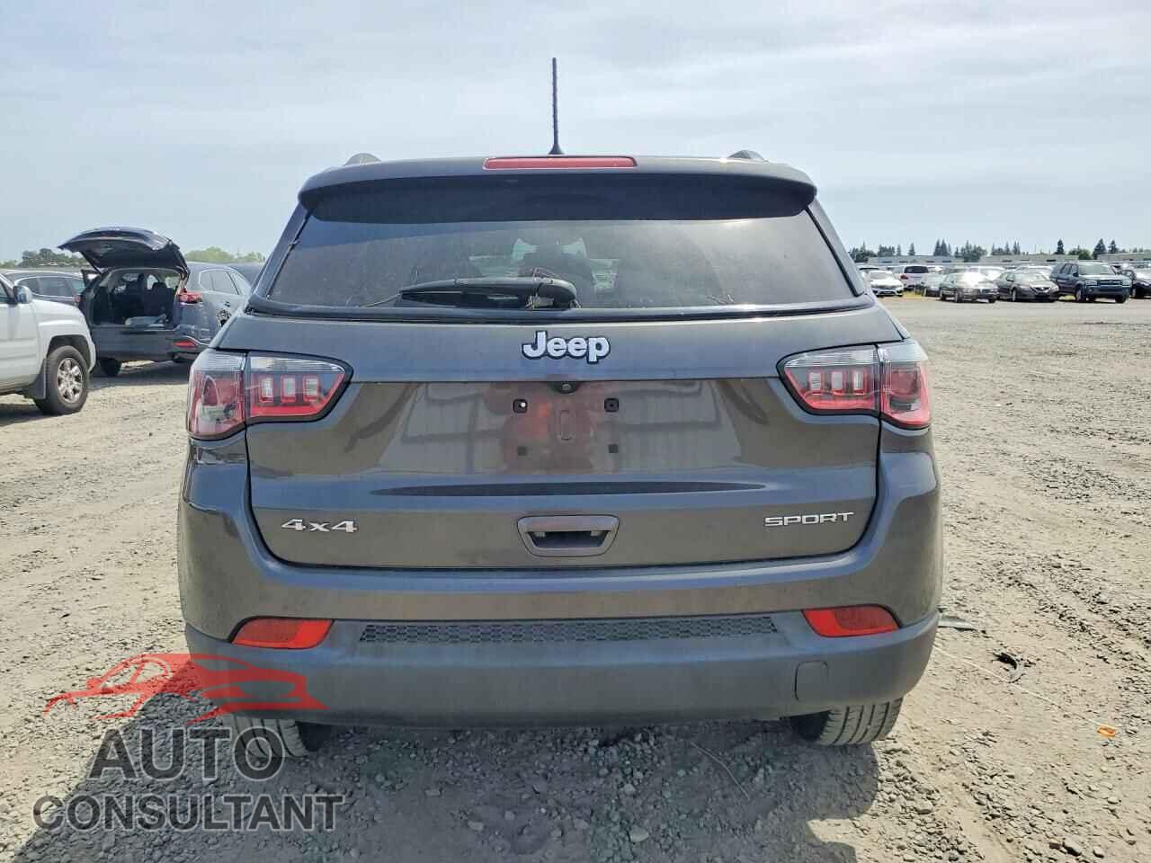 JEEP COMPASS 2017 - 3C4NJDAB9HT636411