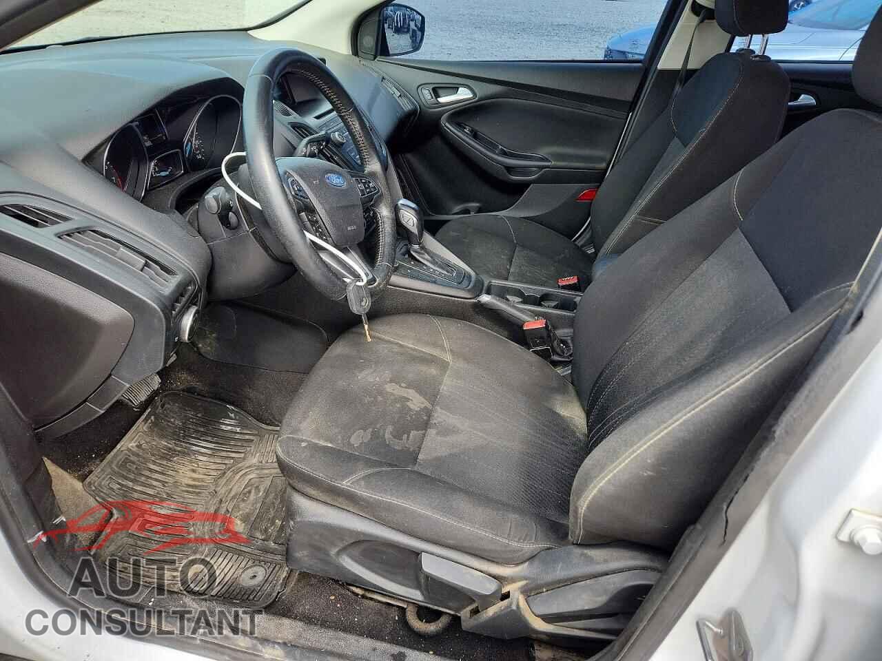 FORD FOCUS 2016 - 1FADP3F20GL336009