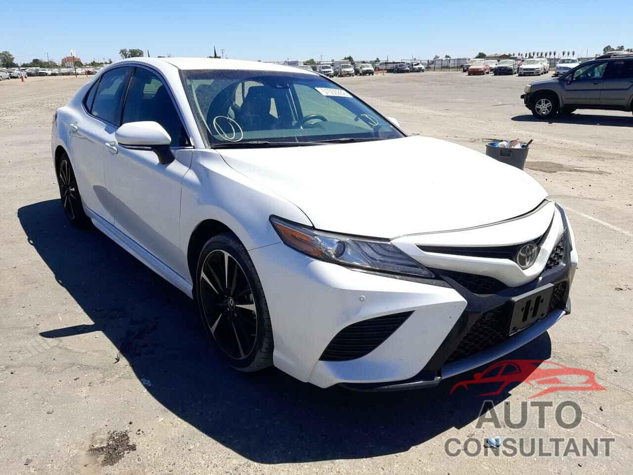 TOYOTA CAMRY 2018 - 4T1B61HK4JU664309