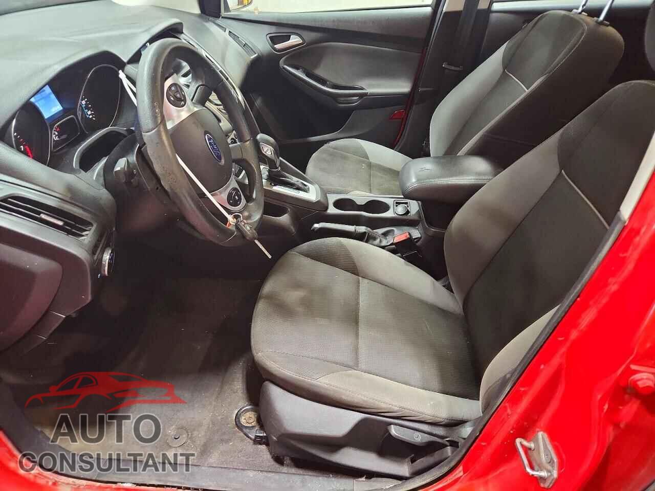 FORD FOCUS 2014 - 1FADP3F23EL295579