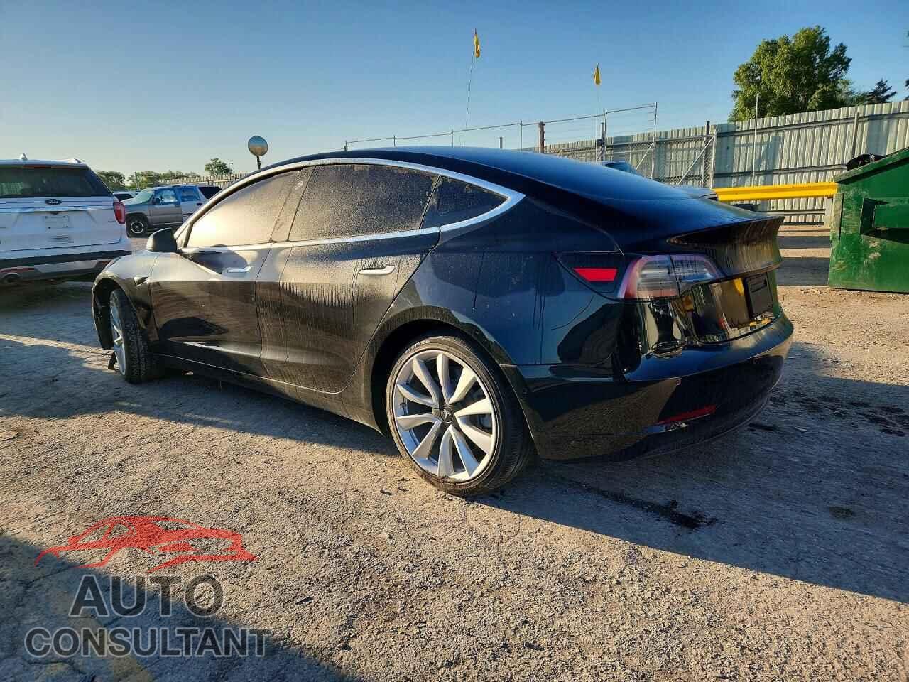 TESLA MODEL 3 2019 - 5YJ3E1EB3KF213950