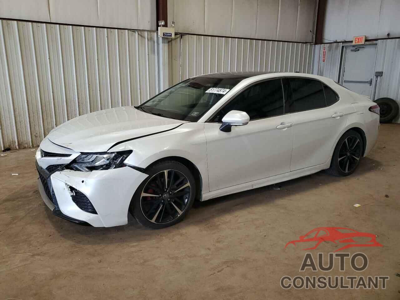 TOYOTA CAMRY 2018 - 4T1B61HK5JU016199