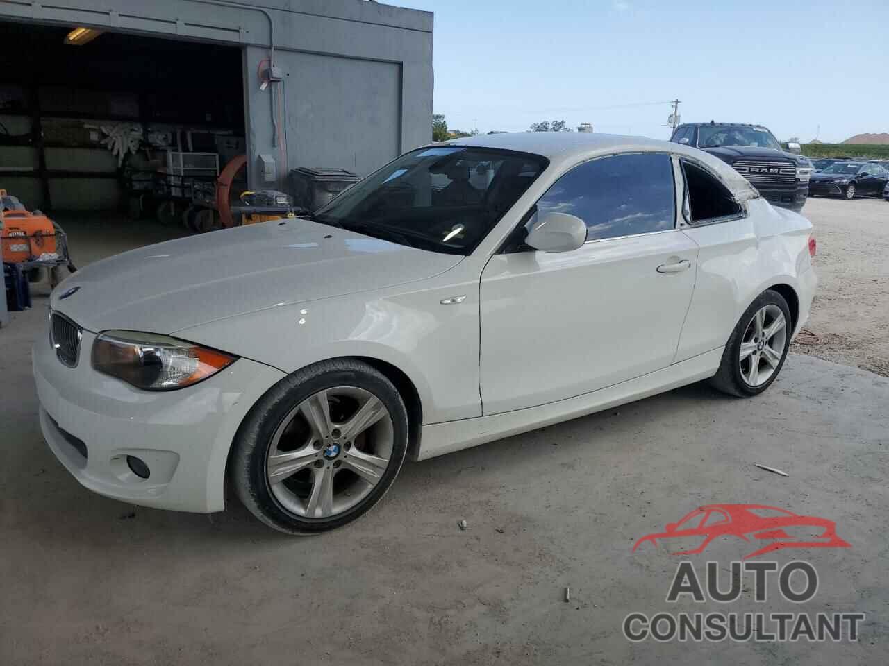 BMW 1 SERIES 2013 - WBAUP7C56DVP25167